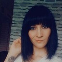  ,   Marina, 32 ,   