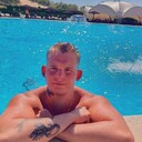  ,   Dorian Gray, 27 ,   ,   