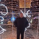  ,   Vanea, 43 ,  
