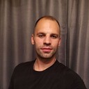  ,   Wee, 32 ,   ,   , c 