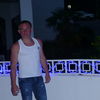  ,   Max, 34 ,   