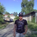  ,   Maxx, 43 ,  