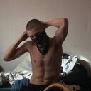  ,   Zodiak, 33 ,   ,   , c 