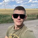  ,   Viktor, 27 ,   ,   
