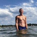  ,   Mikhail, 32 ,   ,   