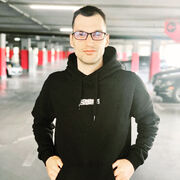  ,  Devid, 32