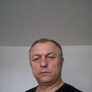  ,   Nurik, 52 ,   