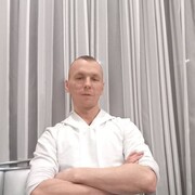  ,  Alexey, 32