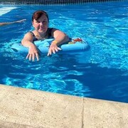  ,   Elena, 52 ,   c 