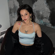  , 