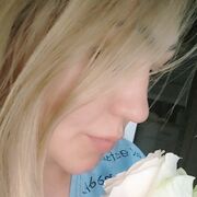  ,  Elena, 37