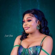  Kumasi,  Diana, 27