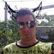  ,   Dayn, 42 ,     , c 