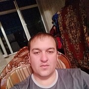  ,   Sasha, 33 ,  