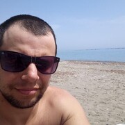  ,   Ro Man, 34 ,   ,   