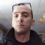  ,   Viktor, 49 ,   