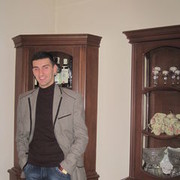 ,   M I K A, 35 ,  