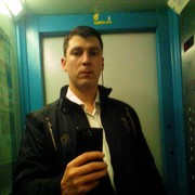  ,   Freddy, 38 ,   