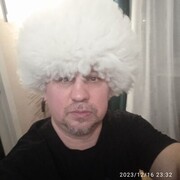  ,   Eduard, 48 ,   ,   