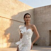  Alanya,   Nurgiza, 33 ,     , c 