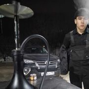  ,   Ruslan, 25 ,     