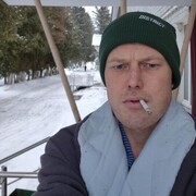  ,  Andrei, 37