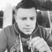 ,   Alex, 29 ,   
