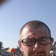  ,   Andrei, 40 ,  