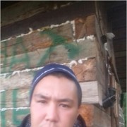  ,   Alex, 37 ,   