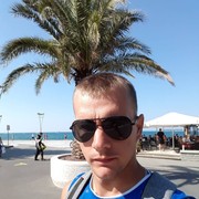  ,  Rom, 32