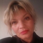  ,   Julia, 45 ,  