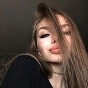  ,  Mila, 24