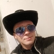  ,  Aleksandr, 21