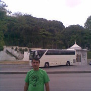  ,   Karlos, 50 ,   