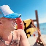  ,   Artem, 37 ,   ,   , c , 