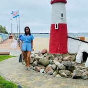  ,  Olga, 38