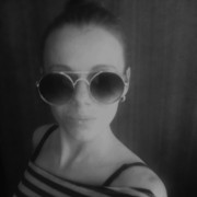  ,   Morika, 32 ,  
