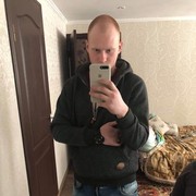  ,   Aleksandr, 25 ,  