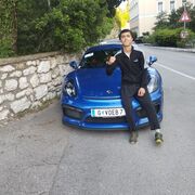  ,  Ruslan, 23