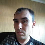  ,   Bob, 44 ,   