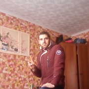  ,  Vasal, 32