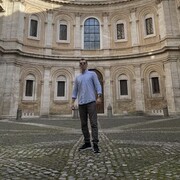  ,  Daniel, 23