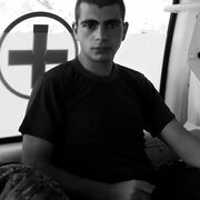  ,  Karlen, 23