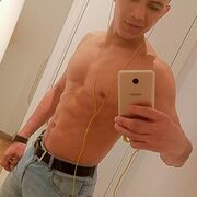  ,   Dovik, 33 ,   ,   