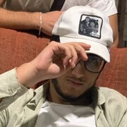  ,  Artur, 21