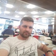  ,  Andrei, 38