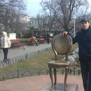  ,   Maxim, 37 ,   ,   , c 