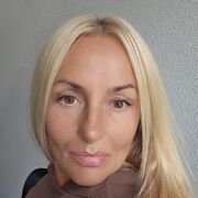  ,   Tania, 54 ,     