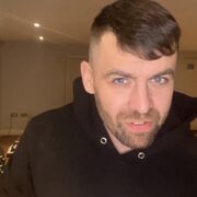  ,  Jonsone, 47