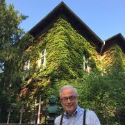  Milan,   Dee, 74 ,   ,   